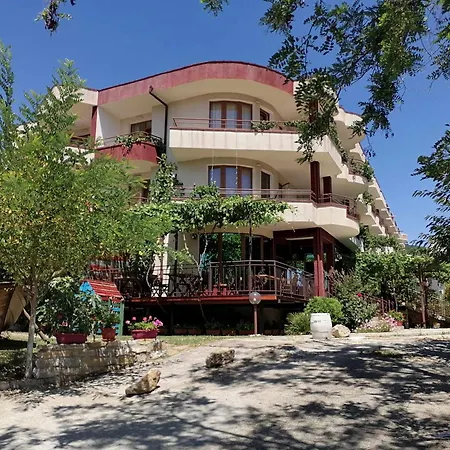 Casa de hóspedes St. George 2*