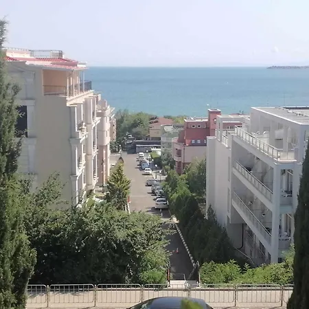 St. George 招待所